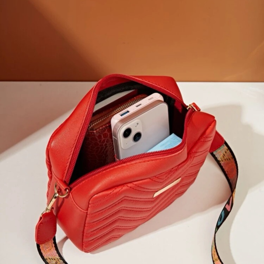Purse - Picture 2 of 2